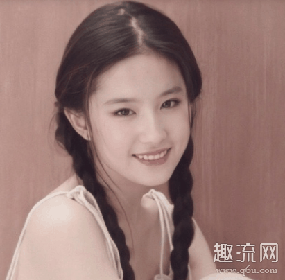 刘亦菲是美国人还是中国人 刘亦菲改回中国国籍了吗