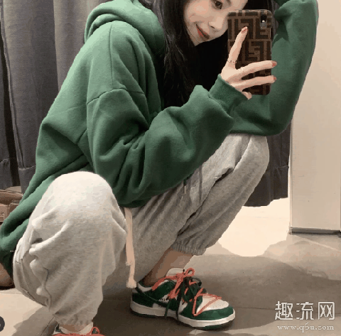 dunk配什么裤子好看：牛仔裤，工装裤，小脚裤通通OK！