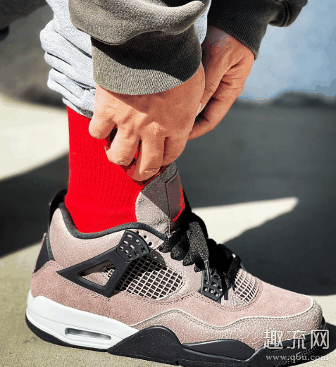 aj4黑棕摩卡开箱测评 aj4黑棕摩卡多少钱入手合适