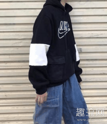 耐克大勾和小勾有什么区别 耐克大勾和小勾哪个好看