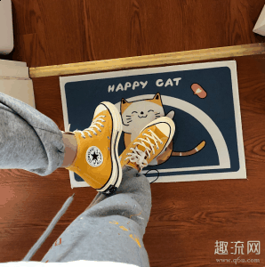 也就是下图chaopai.com潮牌汇这个样子（匡威买大了一码怎么办 匡威买大一码小妙招）