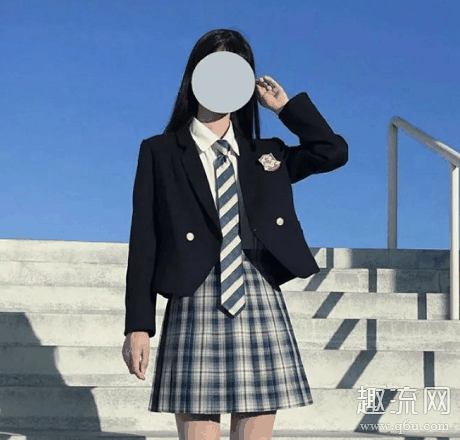 jk制服配什么鞋子好看 jk制服配什么发型好看