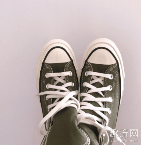 匡威鞋头一大一小正常吗 匡威鞋头不对称是正常现象吗