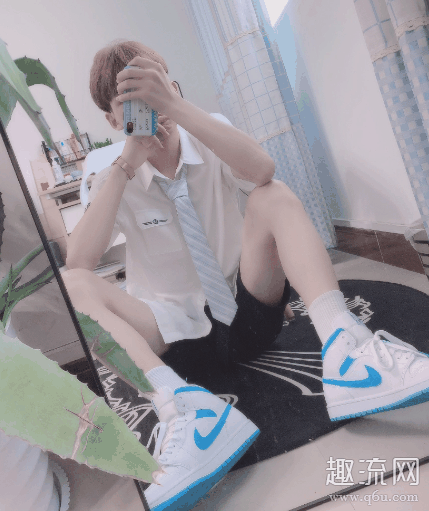 DK制服领带有讲究吗 DK制服领带山正怎么看