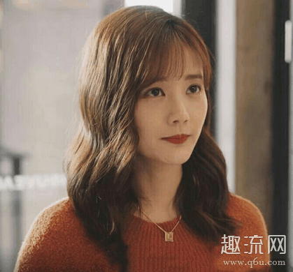了不起的女孩李一桐戴的项链品牌 了不起的女孩李一桐穿搭服装推荐