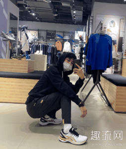 FlyteFoam Prope潮牌信息l+FlyteFoam的组合（亚瑟士k27鞋头凹陷怎么办 亚瑟士k27四百多是正品吗）