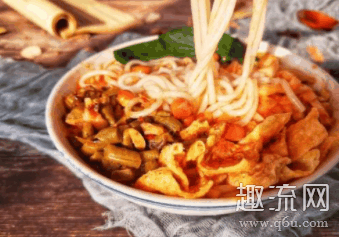 比如鼻炎； 2、 不吸潮牌信息烟、不喝酒、不吃槟榔（螺蛳粉闻臭师是干什么的 螺蛳粉闻臭师一个月多少钱）