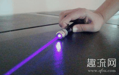 激光笔对眼睛有危害吗 激光笔失明能好吗
