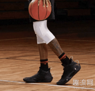无限版货潮牌资讯号abeq001（李宁wow9配置价格多少 韦德之道9 infinity无限和普通实战版本有什么区别）