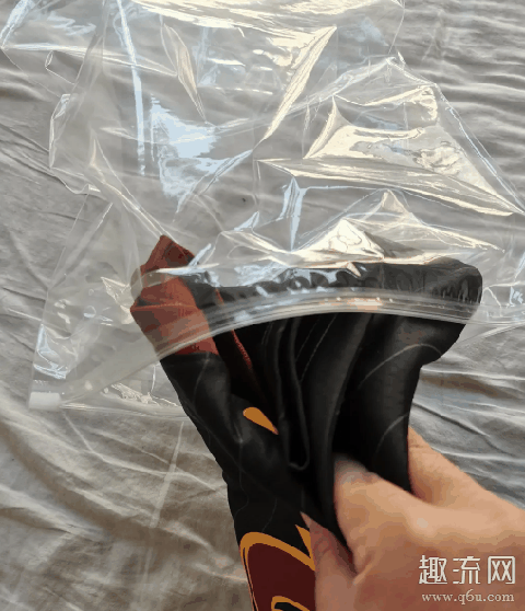 球衣挂起来还是叠起来 叠球衣的方法教程小妙招 