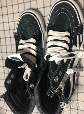 Vans解构拉链上的小鞋带怎么系 Vans解构拉链能拉开吗