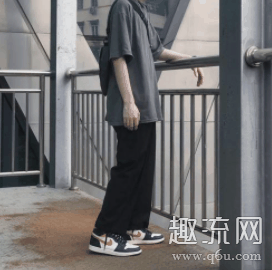 AJ1女生可以穿男款吗 AJ1女生40码和男生40码一样吗