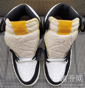 AJ1黑黄橘脚趾开箱测评 AJ1黑黄橘值得入手吗