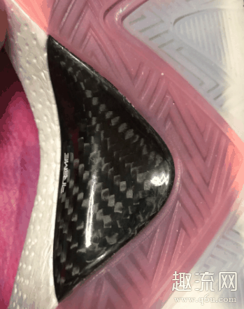 止戈一代骚粉配色开箱测评 止戈一代适合大体重吗