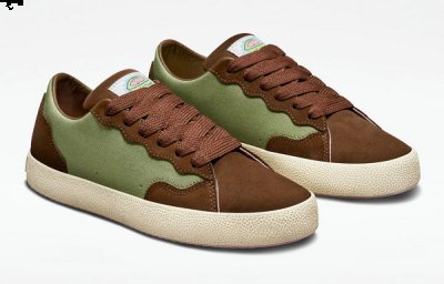 此番官方挑选了 Conv潮牌erse Pro Leather 板鞋为基础展开（Golf Le Fleur x 匡威全新联名 GLF 2.0 鞋款系列释出）