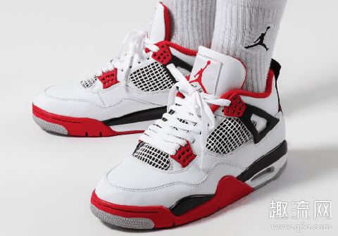 AJ4白红上脚美图赏析 AJ4白红怎么搭配好看