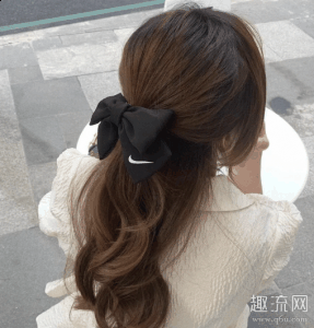 实物真的潮牌品牌是超美的（Nike蝴蝶结发带价格正品多少钱 Nike蝴蝶结原价入手渠道）