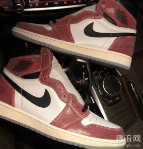 之前爆出的这双Trophy Ro潮牌商城om x Air Jordan 1目前已经跳票多次的（AJ1 x Trophy Room联名