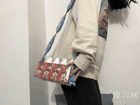 秋天的第一个包包是什么意思什么梗 秋天的第一个包包图片怎么做
