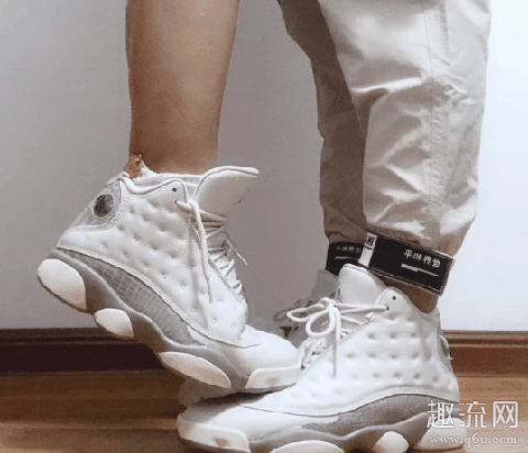 aj13男女款区别 aj13女版40码男生能穿吗