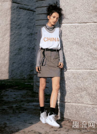 篮球背心里面穿什么 篮球背心买大还是买小