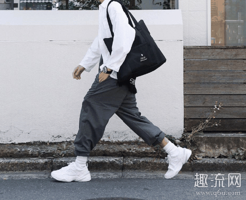 m2k为什么很少有人买纯白 耐克m2k是什么系列