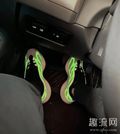 yeezy700v3如何才会夜光 yeezy700v3夜光持续多久