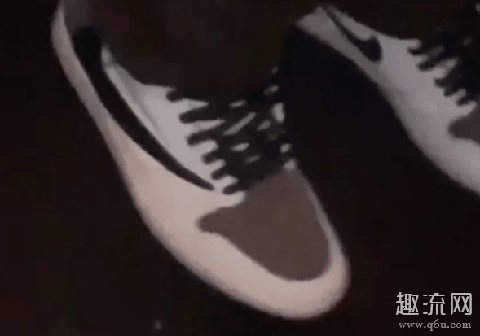 Travis Scott上脚AJ1倒钩新配色 aj1倒钩的钩子为什么不一样