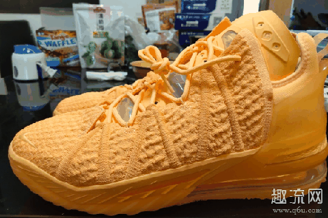 LBJ18蜜瓜配色开箱测评 LBJ18适合大体重吗