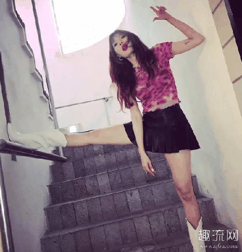 泫雅风什么意思 泫雅风穿搭图片