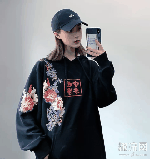 中国李宁卫衣价格 中国李宁卫衣刺绣有几款