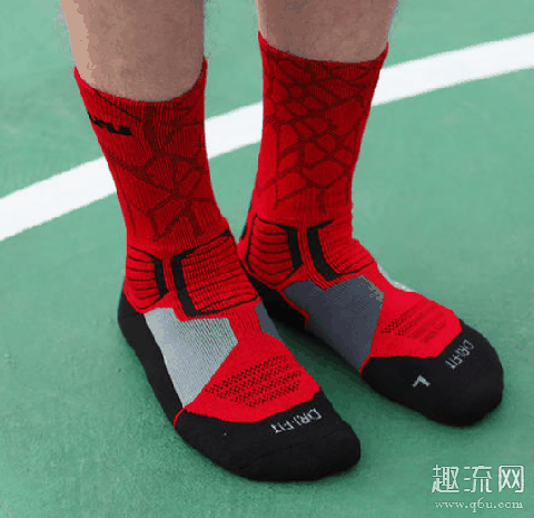 篮球袜子高筒好还是中筒好 篮球袜和足球袜的区别