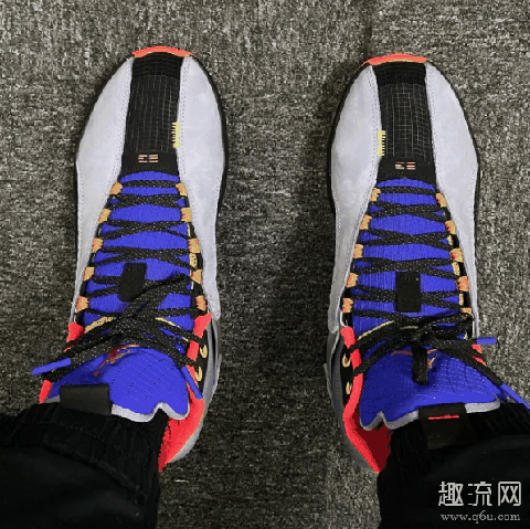 AJ35适合高脚背宽脚掌的 aj35和lbl18哪个好