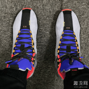 AJ35适合高脚背宽脚潮牌商城掌的 aj35和lbl18哪个好（AJ35适合高脚背宽脚掌的 aj35和lbl18哪个好）