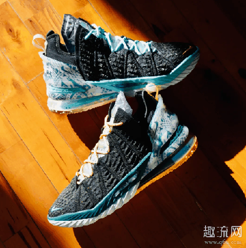 詹姆斯18代篮球鞋开箱测评 詹18对比詹17哪个好