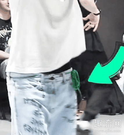 鞋带当腰带怎么系 鞋带当腰带有什么说法