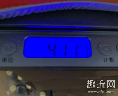 罗斯11米白配色开箱测评 罗斯11单只重量是多少
