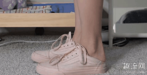 vans踩后跟穿法是谁先穿的 vans踩后跟会穿坏吗怎么恢复