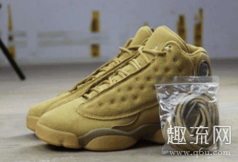  AJ麂皮和漆皮哪个好潮牌看 AJ麂皮和漆皮各有特色（AJ麂皮和漆皮哪个好看 AJ麂皮和漆皮哪个好打理）