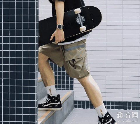 工装短裤搭配图夏季：学会这几招轻松变潮！