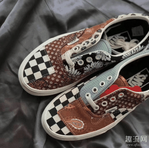 没有联名品潮牌品牌牌的加持（Vans Era复古腰果花拼接棋盘格上脚搭配图赏析：出街利器！）