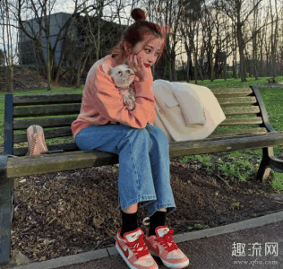  AMBUSH x Nike「潮牌汇潮牌网店Air Max 180 Hi」（七夕送女朋友什么球鞋 适合女生穿的球鞋盘点）