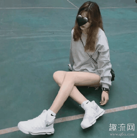 女篮球鞋实战推荐 女篮球鞋搭配什么裤子好看