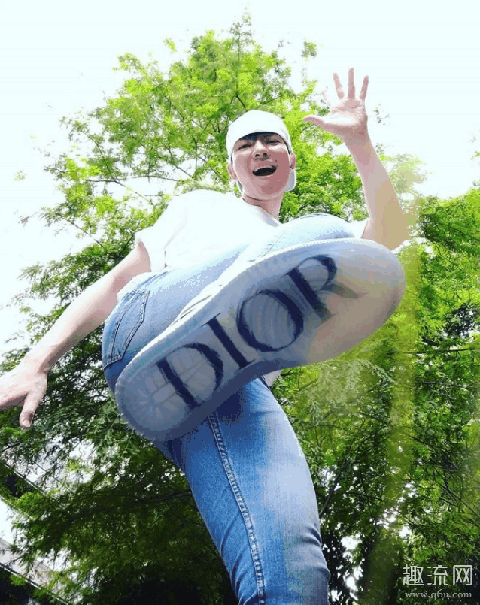 萧敬腾上脚​AJ1 x Dior,和周董撞鞋雨神很可开心!