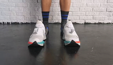 用莱卡布替潮牌汇潮牌网店代了Flyknit（Tempo NEXT% FlyEase版开箱测评 Tempo NEXT% FlyEase和普遍版区别）