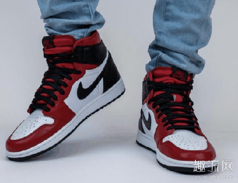 AJ1丝绸蛇纹配色上脚,演绎不同的AJ1芝加哥风情!