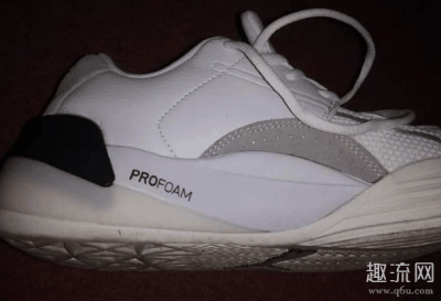 还起到了支撑效果潮牌品牌！ 防侧翻：重心适中（Puma Clyde Hardwood篮球鞋测评 Puma Clyde Hardwood偏码吗）