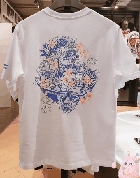 李宁樱花T恤上身搭配展示,黑白两色超级少女!
