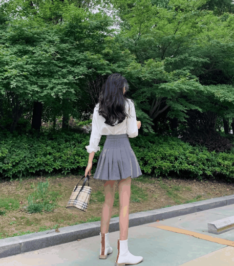 半身裙配什么上衣好看图片2020,今年夏季这样的搭配方式很流行!