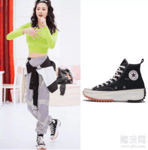 关键是！还不会撞款潮牌? 矮个子的必备单品哈（乘风破浪张雨绮同款匡威厚底鞋是哪一双？匡威jw联名搭配图技巧分享！）